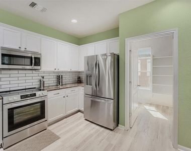 12116 Walter Vaughn Dr - Photo Thumbnail 5