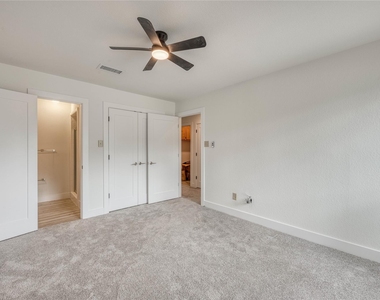 901 Cheyenne - Photo Thumbnail 10