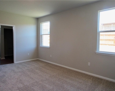 620 Otto Ave - Photo Thumbnail 10