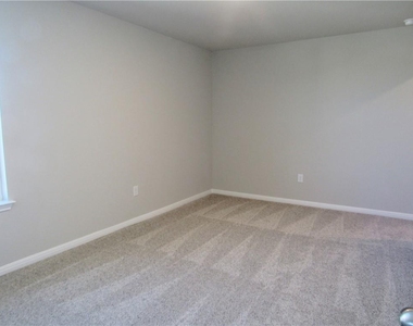 620 Otto Ave - Photo Thumbnail 17