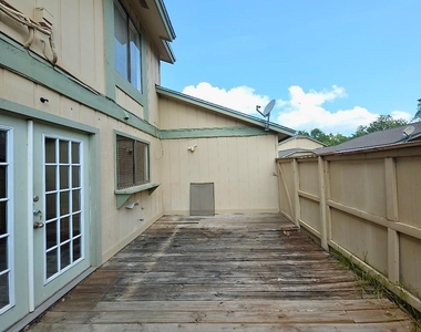 9611 Covey Ridge Ln - Photo Thumbnail 14