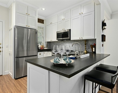 112 Ranier Ln - Photo Thumbnail 11