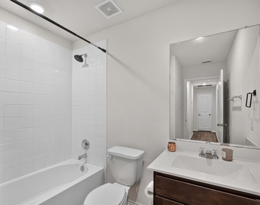 196 Harvest Creek Dr - Photo Thumbnail 19