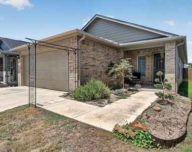 196 Harvest Creek Dr - Photo Thumbnail 1