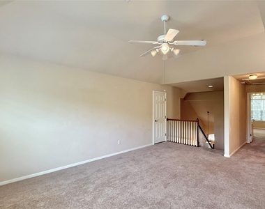 16212 Double Eagle Dr - Photo Thumbnail 16