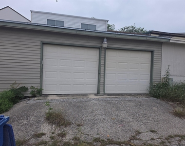 4412 Shakertown - Photo Thumbnail 15