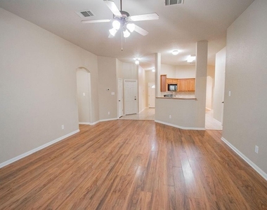 312 Pheasant Rdg - Photo Thumbnail 3