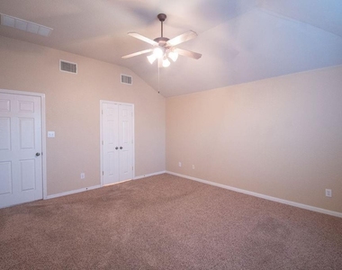 312 Pheasant Rdg - Photo Thumbnail 16