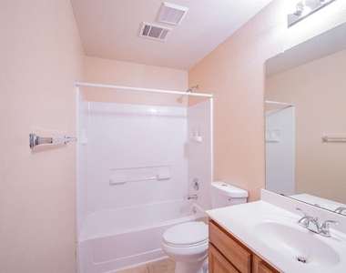 312 Pheasant Rdg - Photo Thumbnail 25