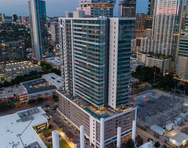 222 West Ave - Photo Thumbnail 19