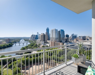 603 Davis St - Photo Thumbnail 1