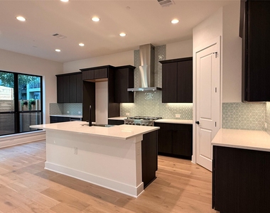 2707 Dulce Ln - Photo Thumbnail 3