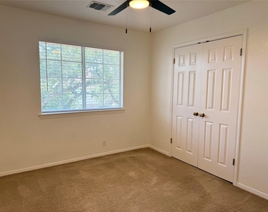 11112 Marden Ln - Photo Thumbnail 22