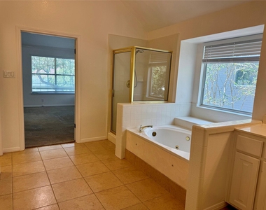 11112 Marden Ln - Photo Thumbnail 16
