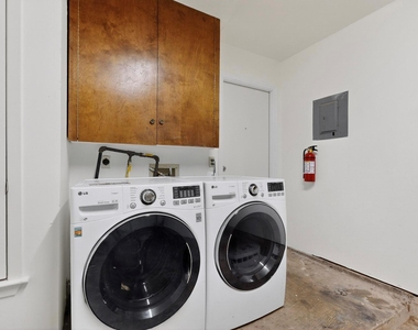 6023 Old Fredericksburg Rd - Photo Thumbnail 23