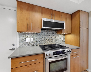 6023 Old Fredericksburg Rd - Photo Thumbnail 10