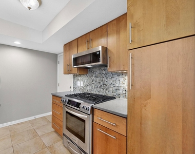 6023 Old Fredericksburg Rd - Photo Thumbnail 11