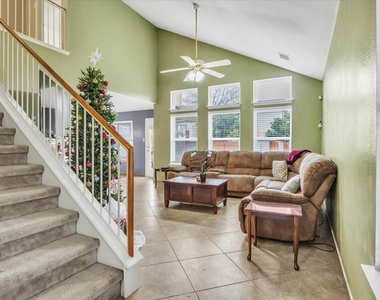 1700 W Pflugerville Pkwy - Photo Thumbnail 8