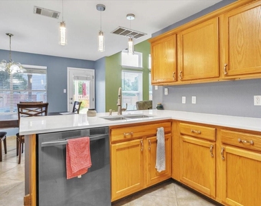 1700 W Pflugerville Pkwy - Photo Thumbnail 18