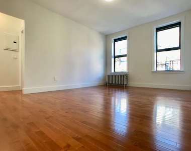 405 West 45th Street - Photo Thumbnail 6
