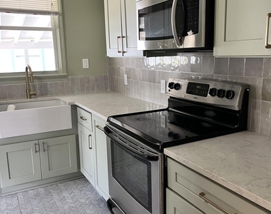 4826 French Street - Photo Thumbnail 5