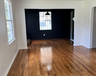 4826 French Street - Photo Thumbnail 4