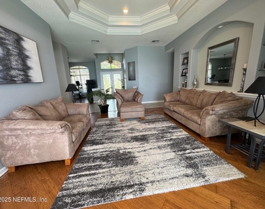 4911 Toproyal Lane - Photo Thumbnail 5