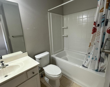 6340 Autumn Berry Circle - Photo Thumbnail 13
