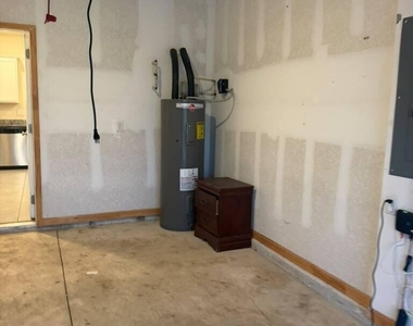 52 Pomona Way - Photo Thumbnail 24