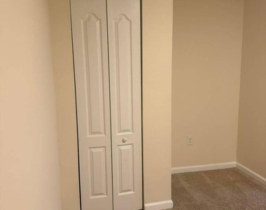 52 Pomona Way - Photo Thumbnail 11