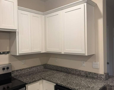 52 Pomona Way - Photo Thumbnail 15