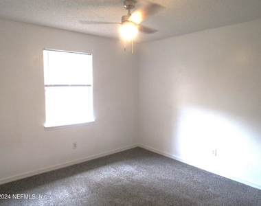 11722 Tanager Drive - Photo Thumbnail 12