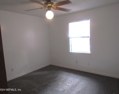 11722 Tanager Drive - Photo Thumbnail 11