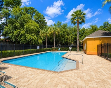 6861 Lake Mist Lane - Photo Thumbnail 2