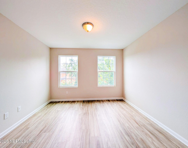 6861 Lake Mist Lane - Photo Thumbnail 6