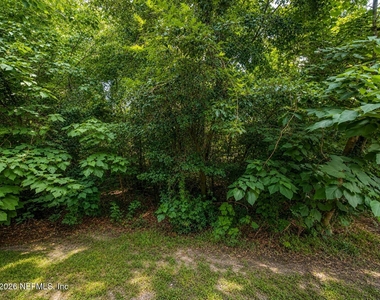 6861 Lake Mist Lane - Photo Thumbnail 15