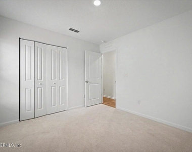 829 Cordova Palms Parkway - Photo Thumbnail 22
