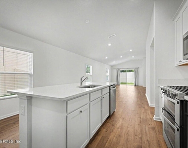 829 Cordova Palms Parkway - Photo Thumbnail 11