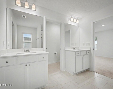 829 Cordova Palms Parkway - Photo Thumbnail 31