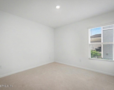 829 Cordova Palms Parkway - Photo Thumbnail 21