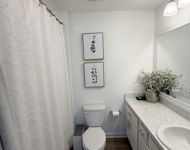 8326 Zenith Circle - Photo Thumbnail 31