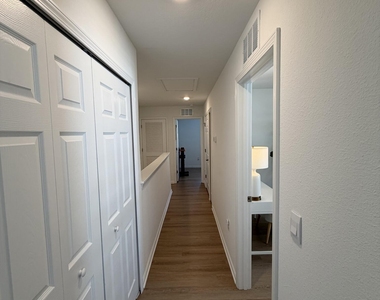 8326 Zenith Circle - Photo Thumbnail 9