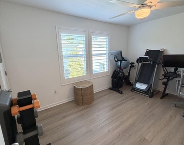 8326 Zenith Circle - Photo Thumbnail 19