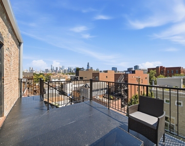 1481 W Erie Street - Photo Thumbnail 13