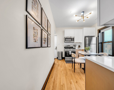 1481 W Erie Street - Photo Thumbnail 4