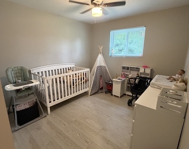 201 Fairwood Drive - Photo Thumbnail 14