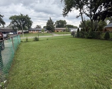 201 Fairwood Drive - Photo Thumbnail 19
