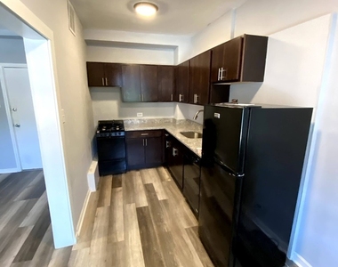 839 W Sheridan Road - Photo Thumbnail 5