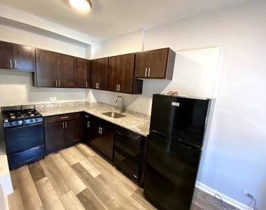 839 W Sheridan Road - Photo Thumbnail 4
