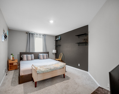 2022 Ingemunson Lane - Photo Thumbnail 15